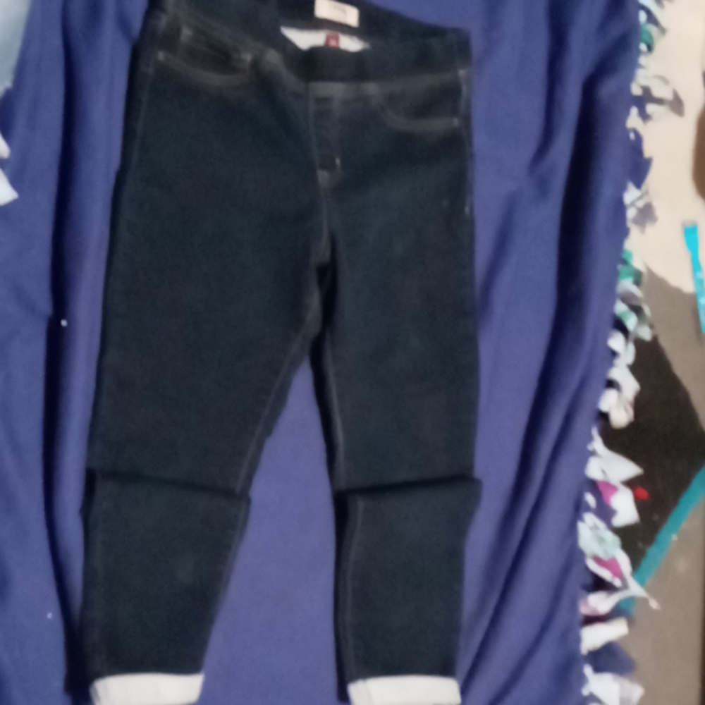Capris